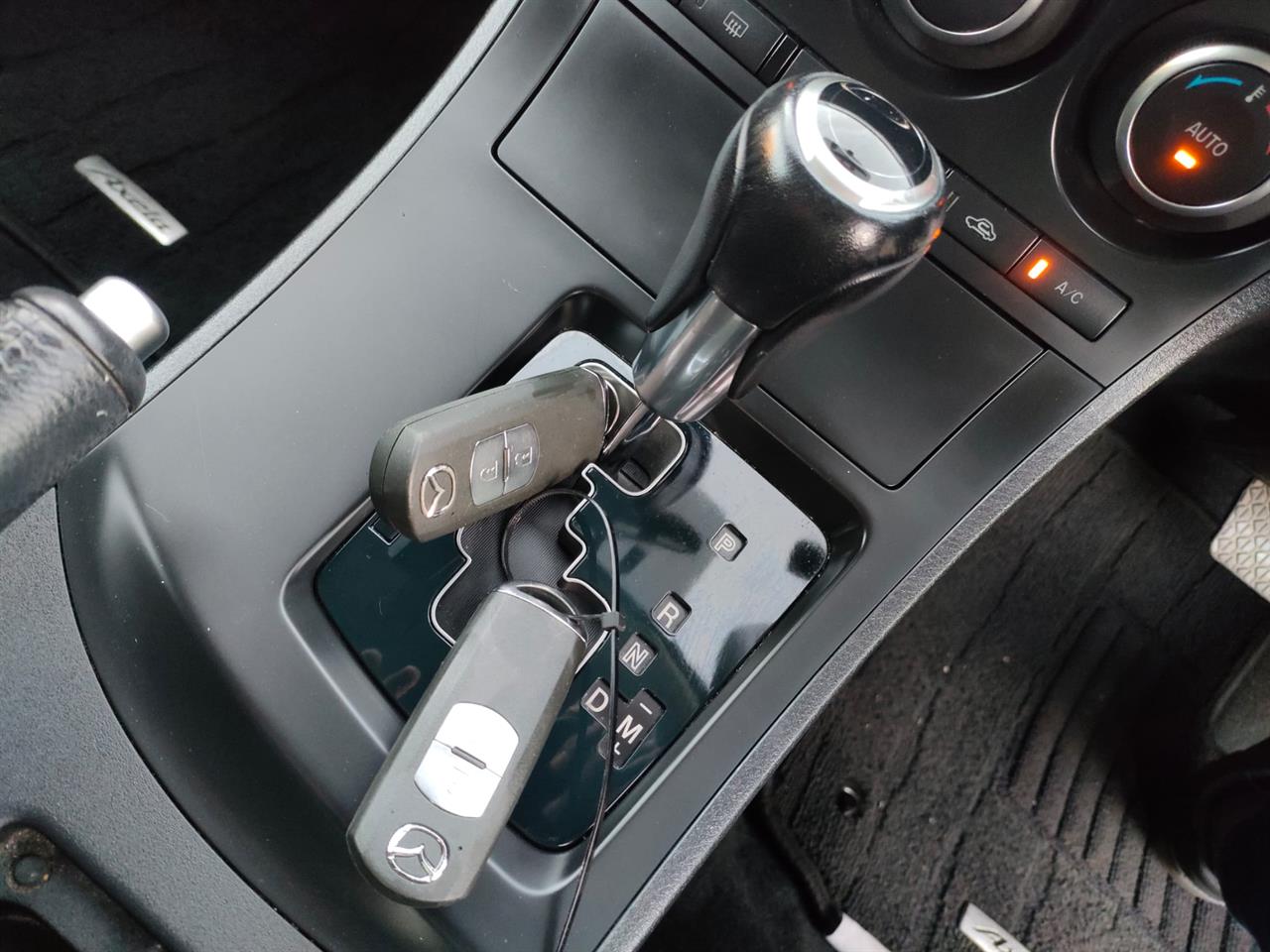 2012 Mazda Axela Sports