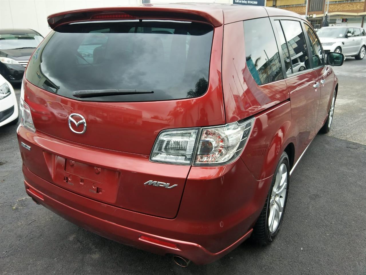 2006 Mazda MPV