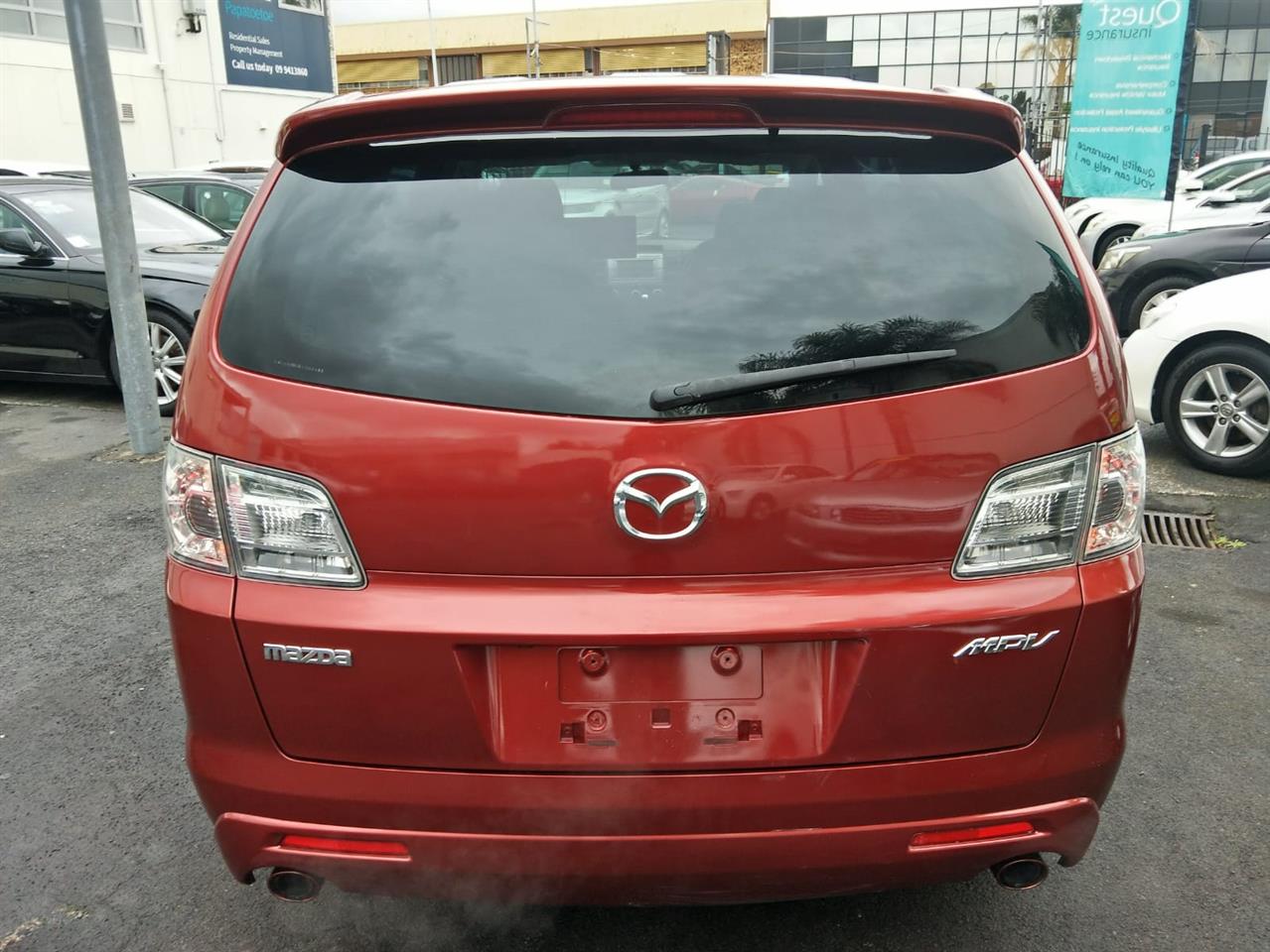 2006 Mazda MPV