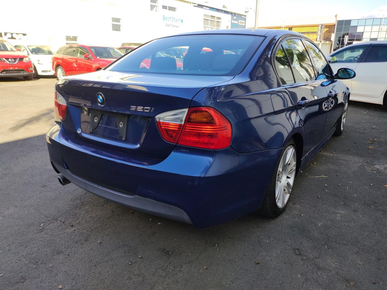 2008 BMW 320i