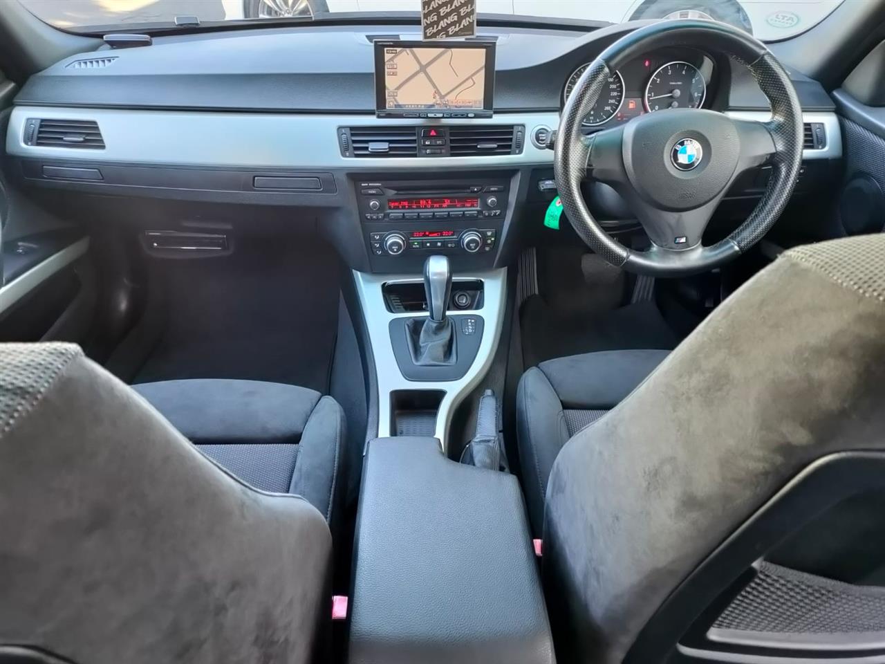 2008 BMW 320i