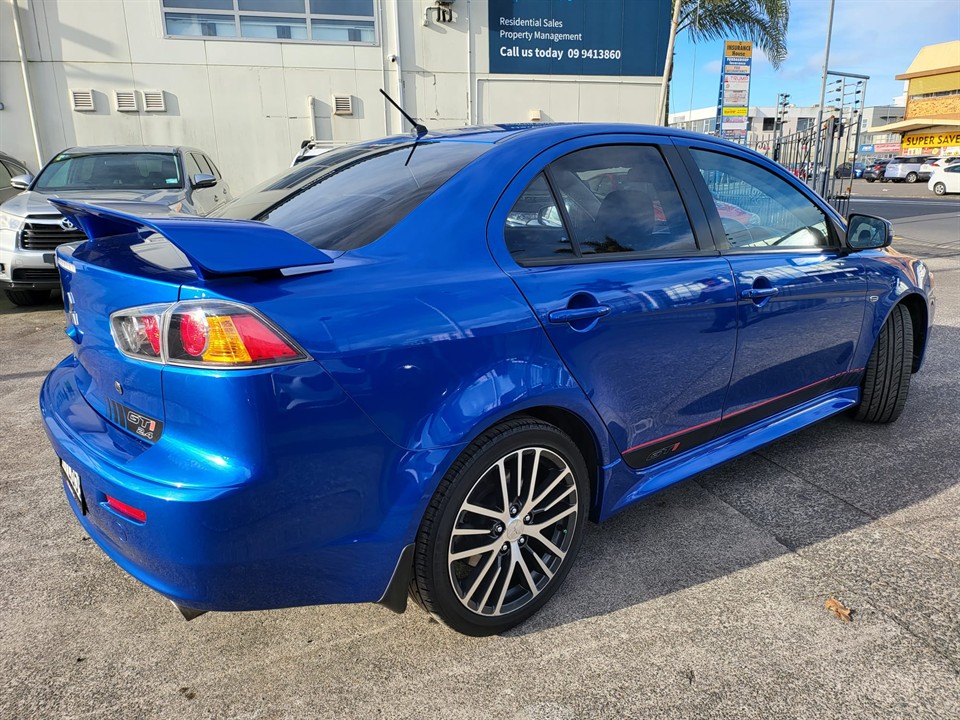 2017 Mitsubishi Lancer