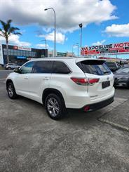 2015 Toyota Highlander - Thumbnail