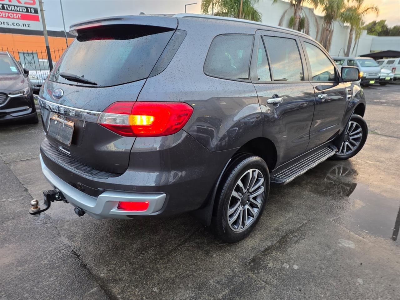 2020 Ford Everest