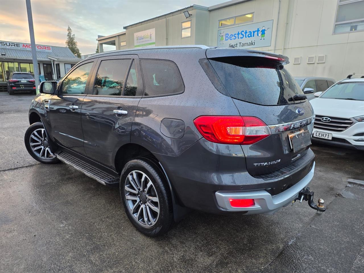 2020 Ford Everest