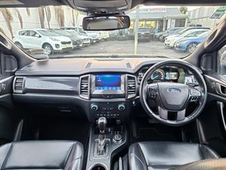 2020 Ford Everest - Thumbnail