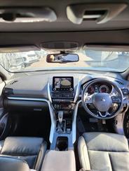 2022 Mitsubishi ECLIPSE CROSS - Thumbnail