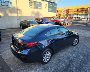 2017 Mazda Axela - Thumbnail