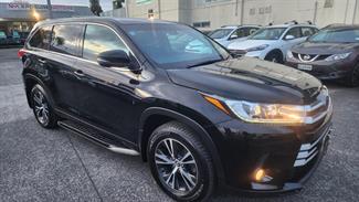 2020 Toyota Highlander - Thumbnail