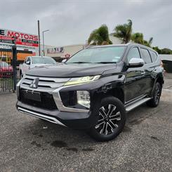 2020 Mitsubishi Pajero - Thumbnail