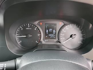 2017 Nissan Navara - Thumbnail