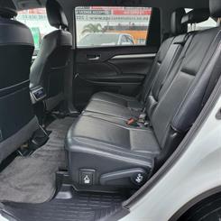 2018 Toyota Highlander - Thumbnail