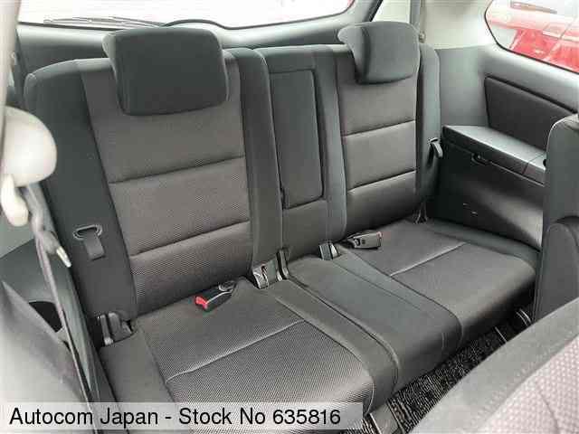 2006 Mazda MPV