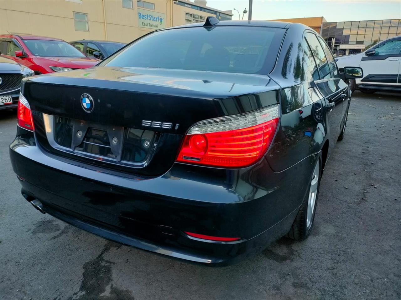 2009 BMW 525i