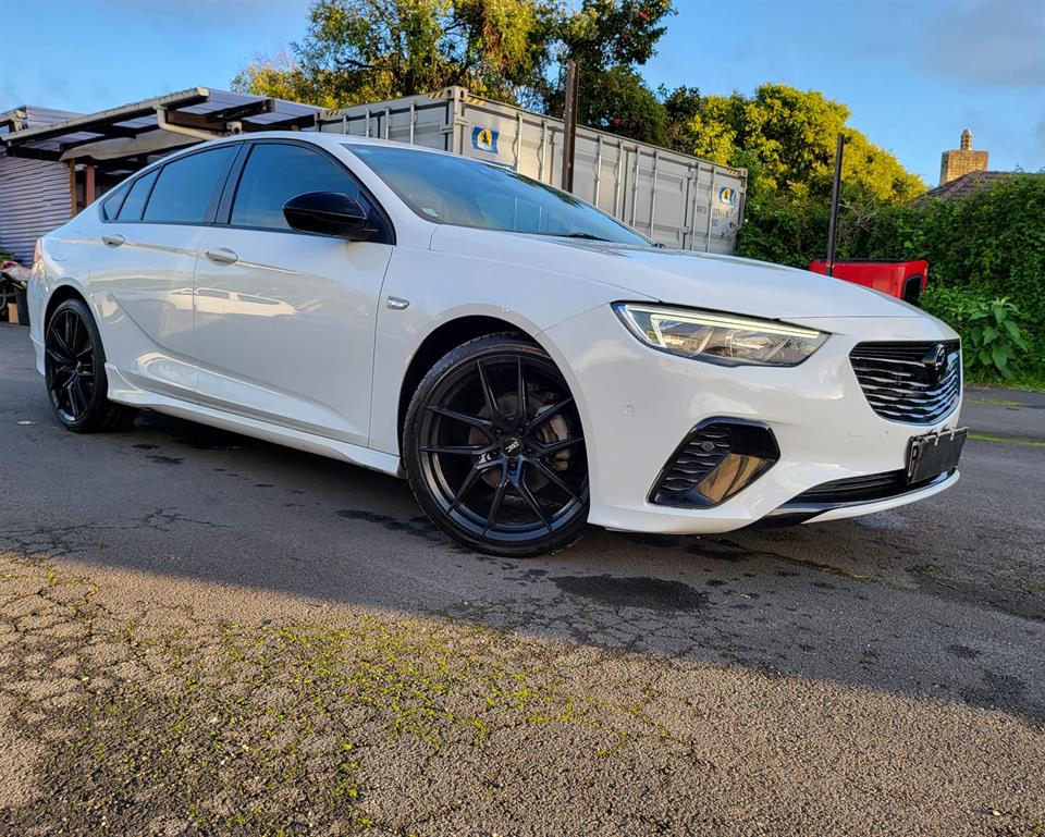 2018 Holden COMMODORE