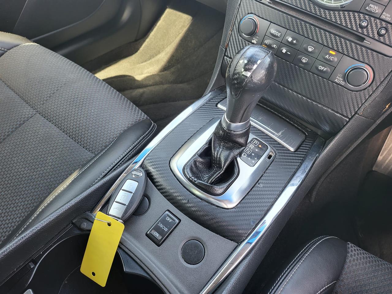 2011 Nissan Skyline