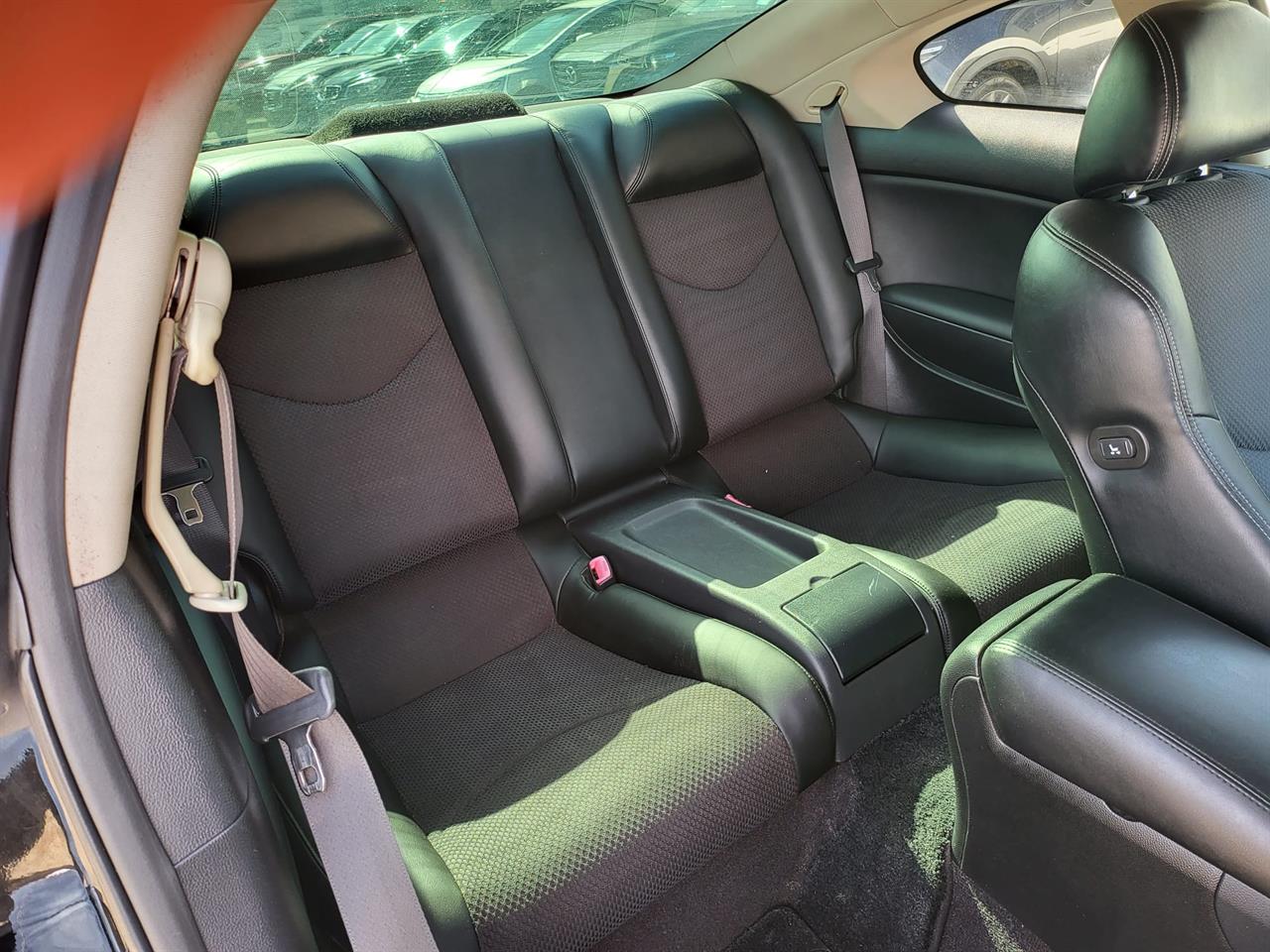 2011 Nissan Skyline