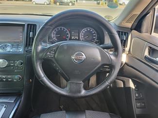 2011 Nissan Skyline - Thumbnail