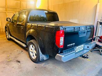 2013 Nissan Navara - Thumbnail