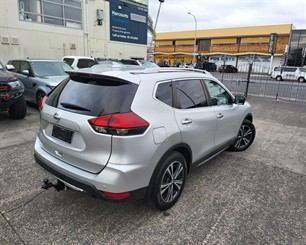 2022 Nissan X-TRAIL - Thumbnail