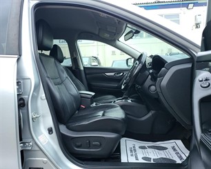 2022 Nissan X-TRAIL - Thumbnail