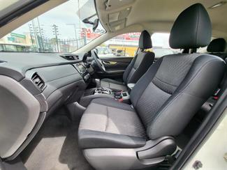 2021 Nissan X-TRAIL - Thumbnail