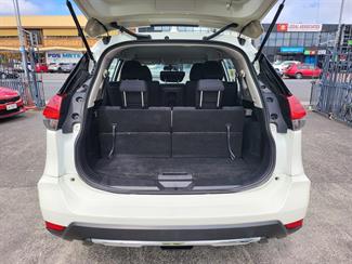 2021 Nissan X-TRAIL - Thumbnail