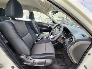 2021 Nissan X-TRAIL - Thumbnail