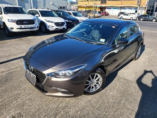 2016 Mazda Axela - Thumbnail