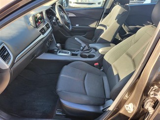2016 Mazda Axela - Thumbnail