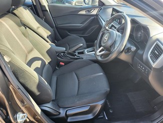 2016 Mazda Axela - Thumbnail