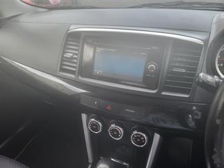 2017 Mitsubishi Lancer - Thumbnail
