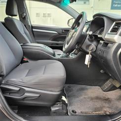2017 Toyota Highlander - Thumbnail