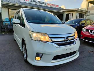 2011 Nissan Serena - Thumbnail