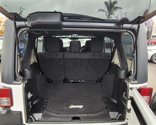 2016 Jeep Wrangler - Thumbnail