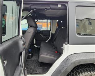 2016 Jeep Wrangler - Thumbnail