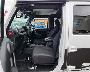 2016 Jeep Wrangler - Thumbnail