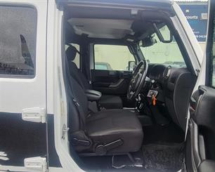 2016 Jeep Wrangler - Thumbnail