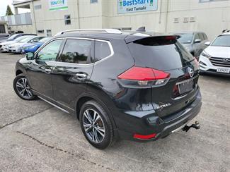 2021 Nissan X-TRAIL - Thumbnail