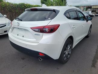 2014 Mazda Axela Sports - Thumbnail