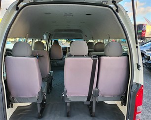 2015 Toyota Hiace - Thumbnail