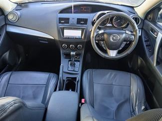 2012 Mazda Axela - Thumbnail