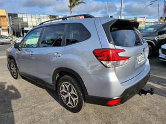 2021 Subaru FORESTER - Thumbnail