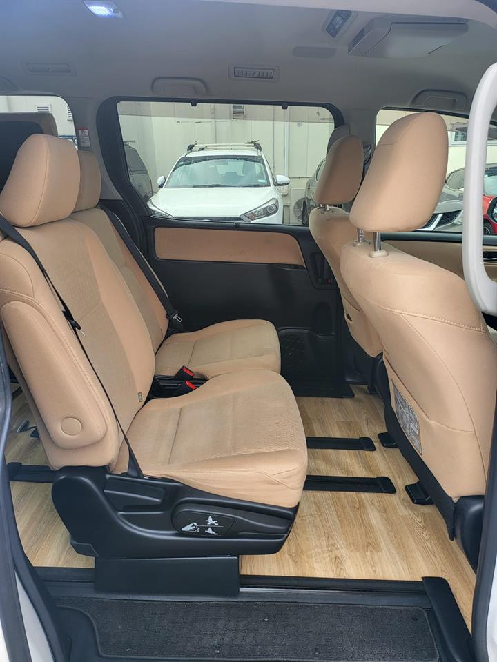 2015 Toyota NOAH
