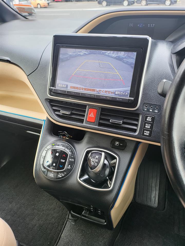 2015 Toyota NOAH