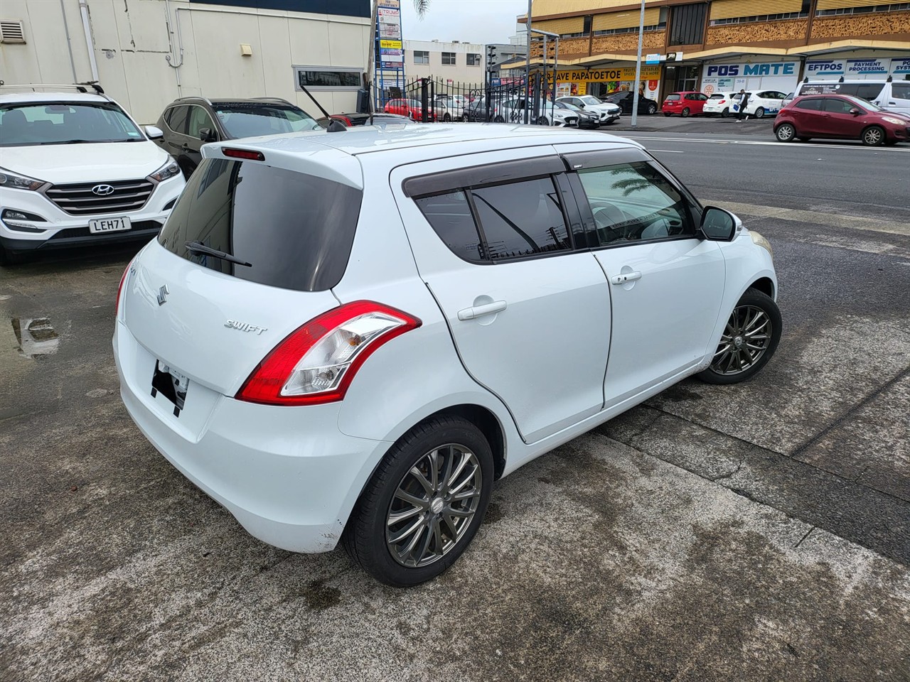 2011 Suzuki Swift