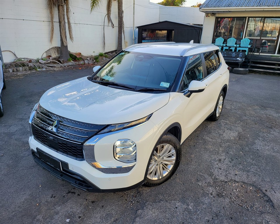 2022 Mitsubishi Outlander