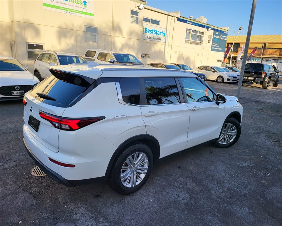 2022 Mitsubishi Outlander