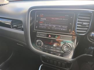 2018 Mitsubishi Outlander - Thumbnail