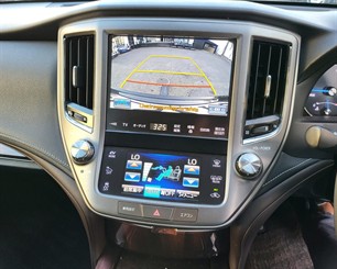 2015 Toyota Crown - Thumbnail